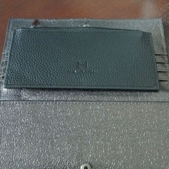 Halston Wallet  - Picture 4 of 7
